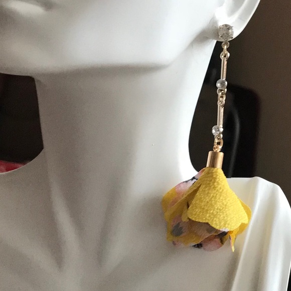 Fabric Flower Earrings Gold Plated - Picture 2 of 2